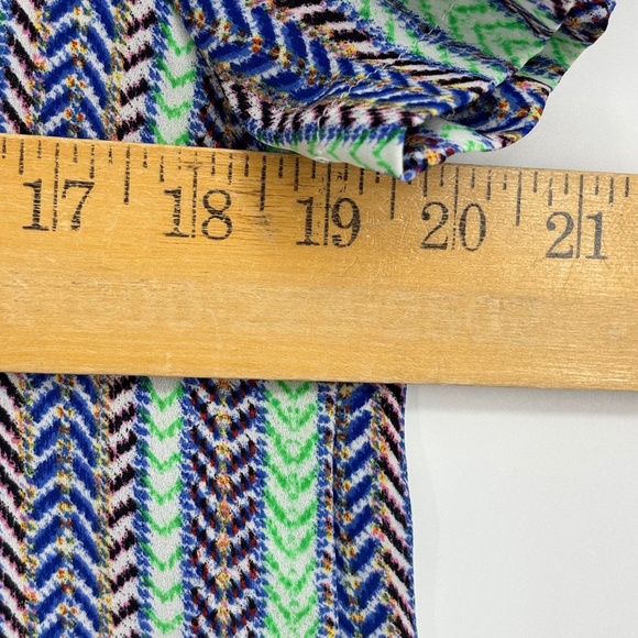 Lelis Womens Large Pullover Blouse Multi Color Chevron Stripe Polyester Short Sl - Picture 6 of 7